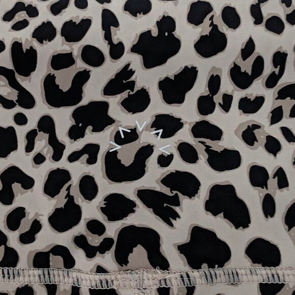 Varley Duncan Animal Cheetah High-Waist Leopard Leggings Pants, size M - Picture 3 of 4